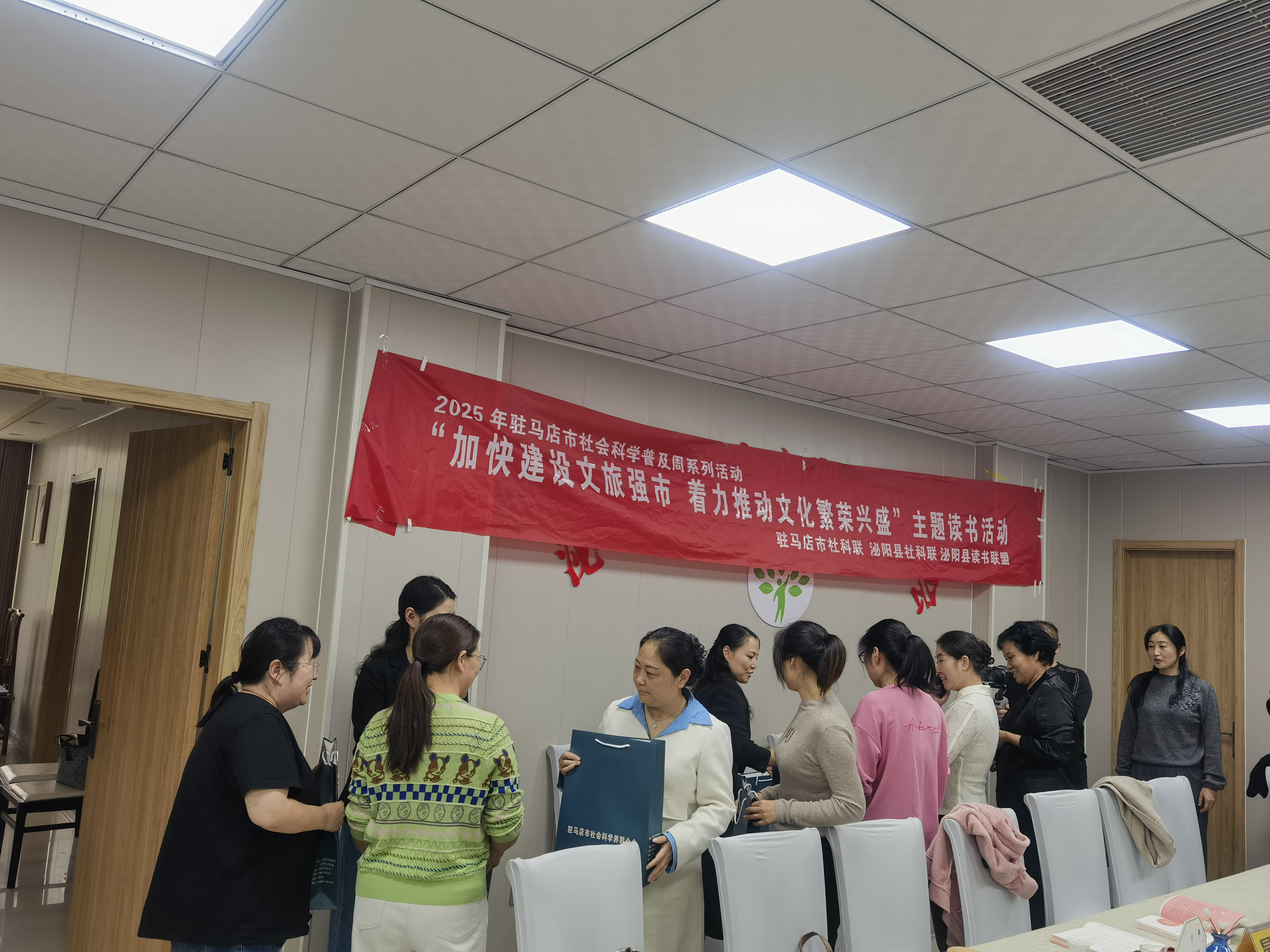 1759111936456249.png 1759111936456249.png