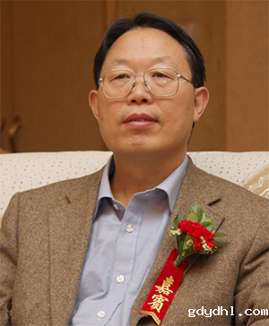 李小建2.png